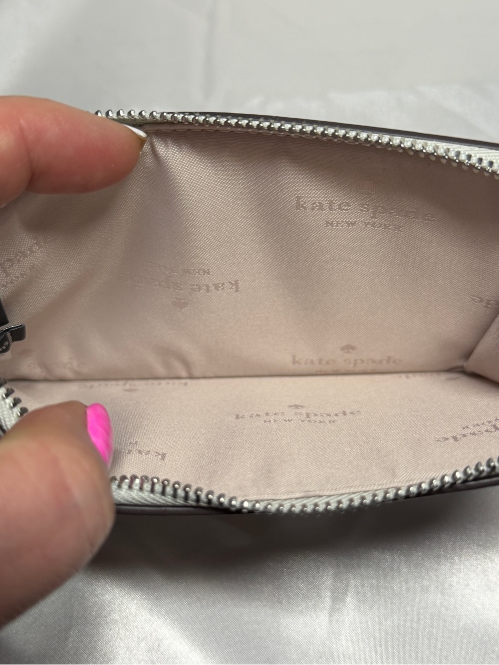 Kate Spade Metallic Silver Wristlet NWT - Picture 3 of 3